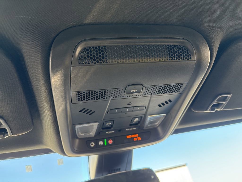 Used 2022 Cadillac XT5 Premium Luxury image 48