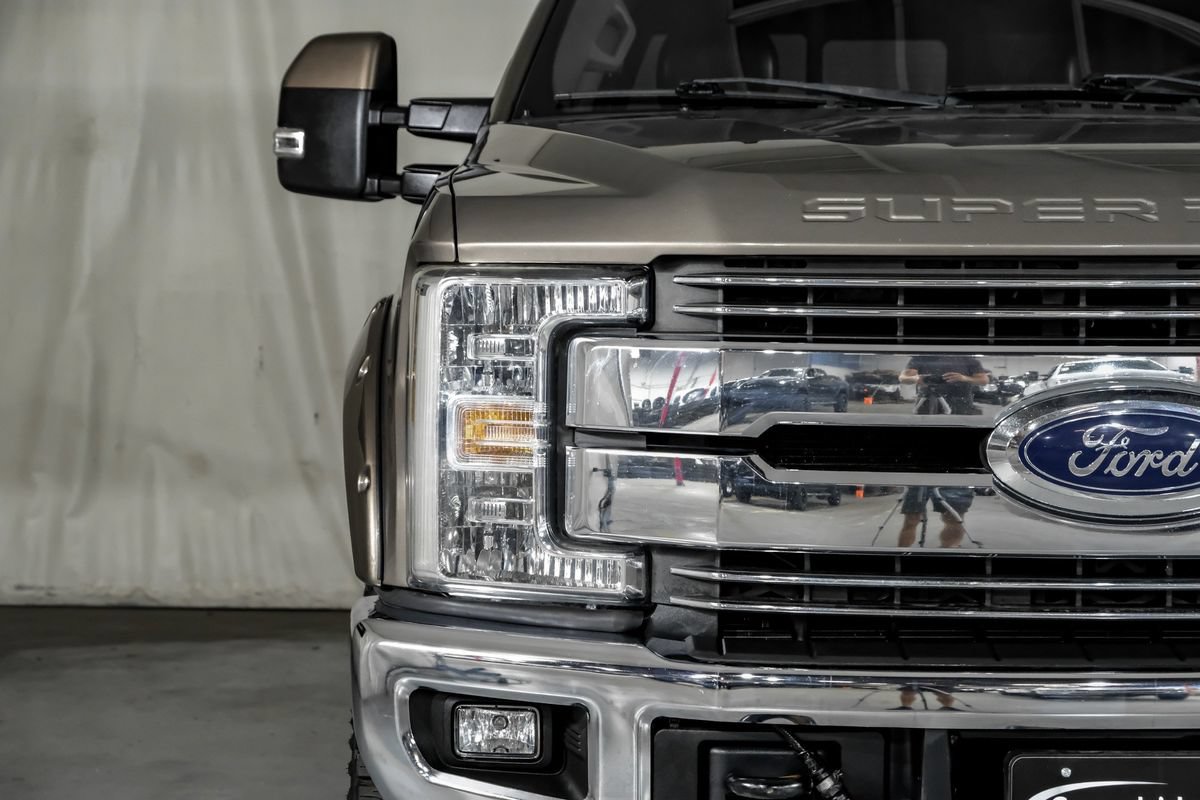 Used 2019 Ford F250 Lariat w/ Lariat Value Package AWD/4WD image 39