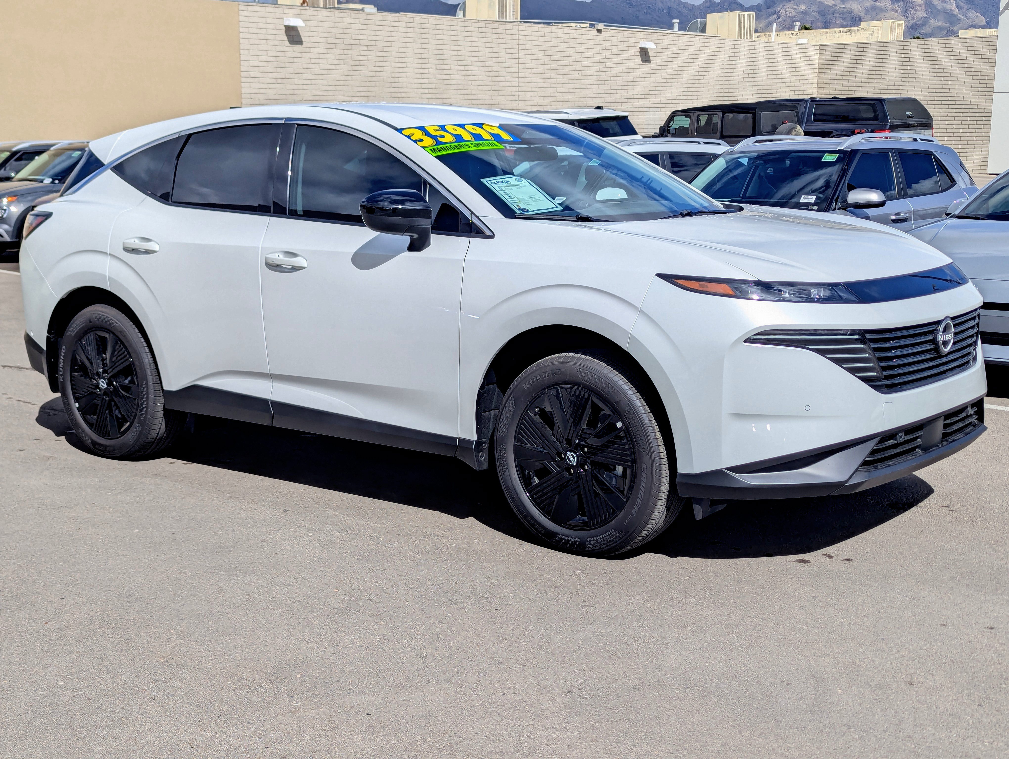 Used 2025 Nissan Murano SV