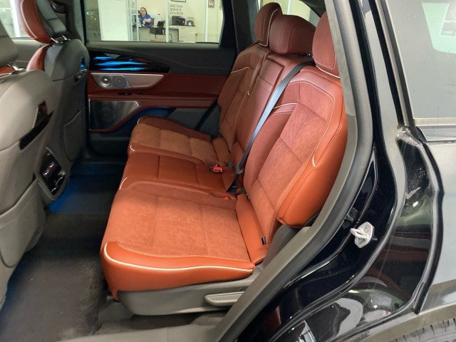 New 2025 Lincoln Nautilus Black Label AWD/4WD image 9