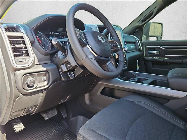 New 2026 RAM 2500 Big Horn AWD/4WD image 3