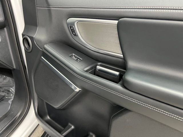 Used 2025 Ford Expedition Max Platinum AWD/4WD image 55