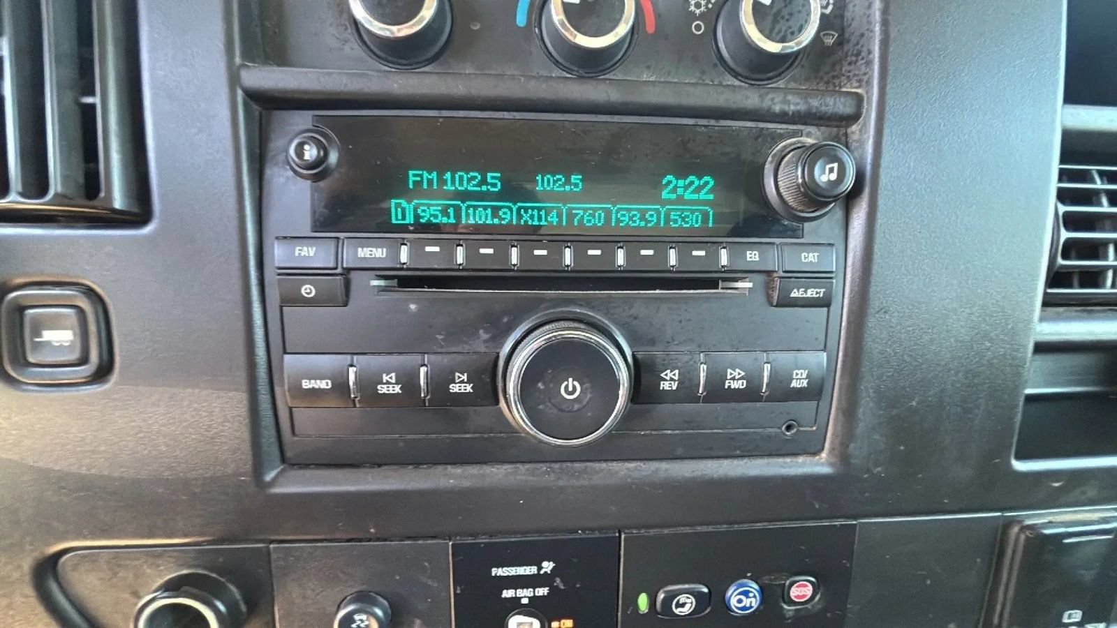 Used 2020 Chevrolet Express 3500 w/ Power Convenience Package RWD image 29