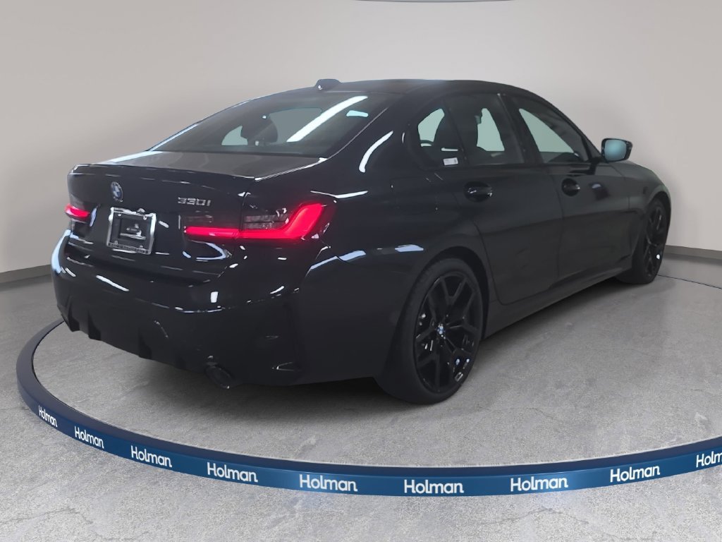 Used 2026 BMW 330i Sedan w/ M Sport Package RWD image 4