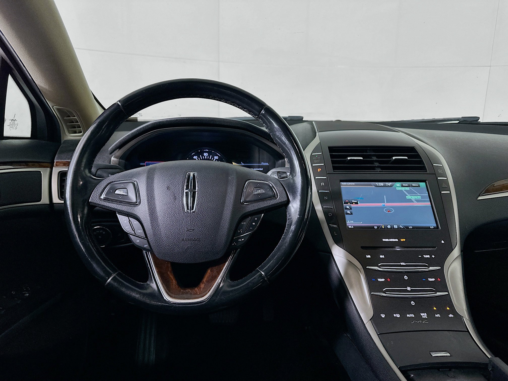 Used 2016 Lincoln MKZ Hybrid w/ Equipment Group 600A Reserve FWD image 17