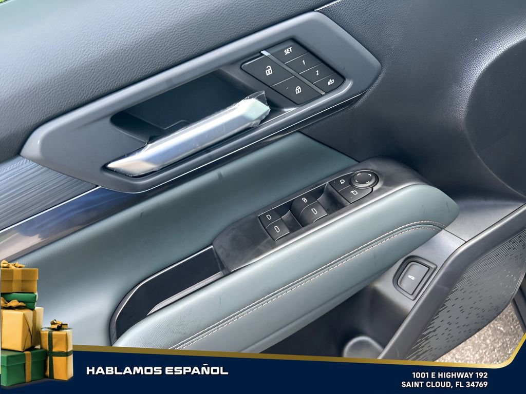 New 2026 GMC Terrain AT4 w/ Convenience Package III image 11