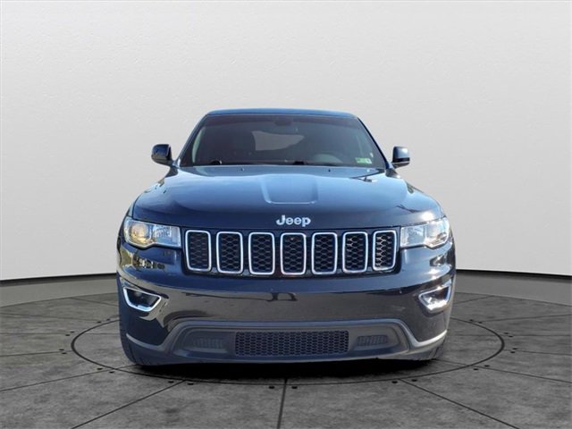 Used 2021 Jeep Grand Cherokee Laredo X image 2