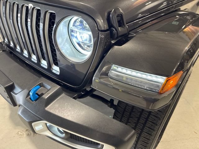 Used 2022 Jeep Wrangler Unlimited Sahara w/ Cold Weather Group AWD/4WD image 33
