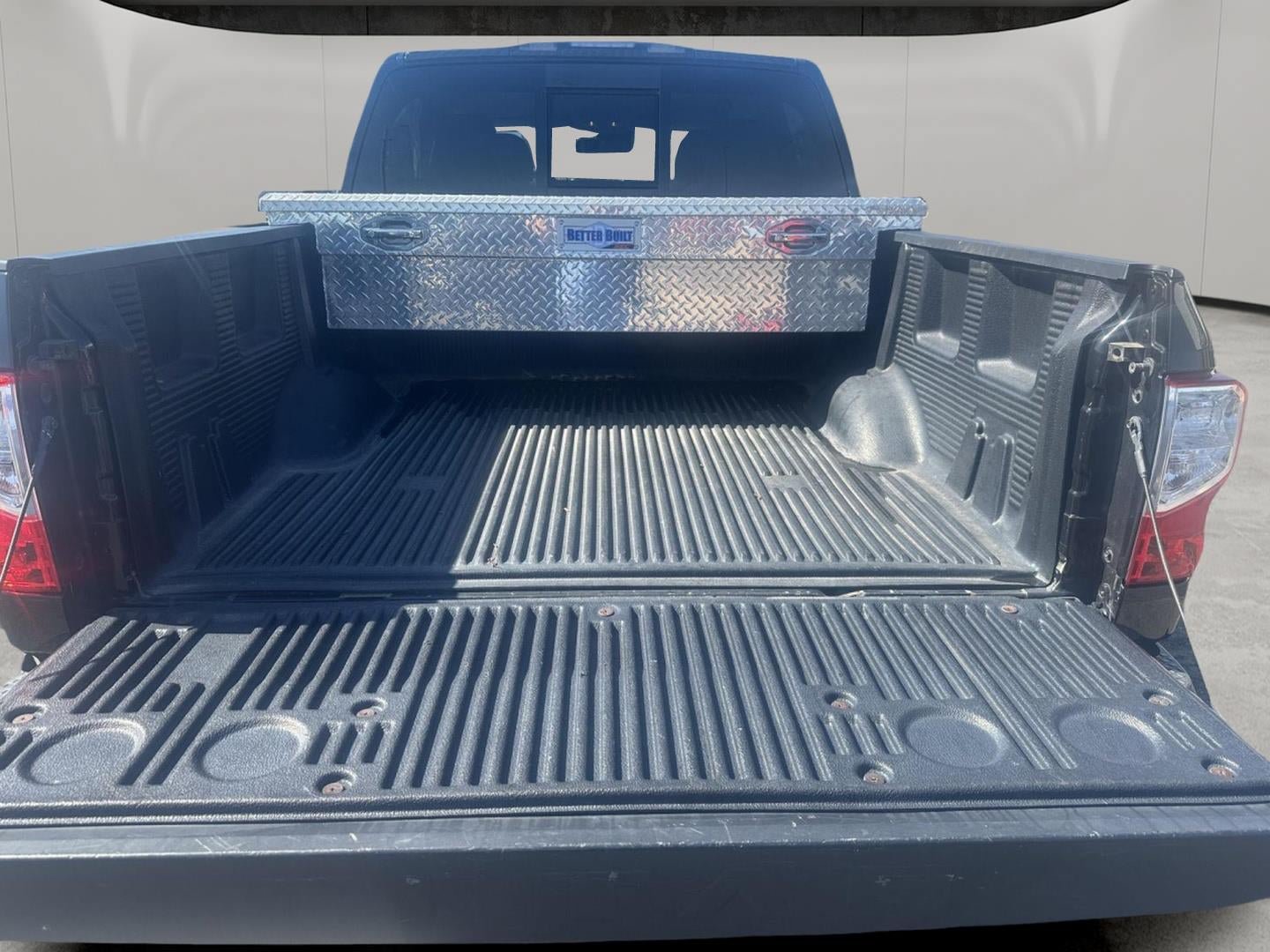 Used 2020 Nissan Titan SV w/ SV Convenience Package AWD/4WD image 10