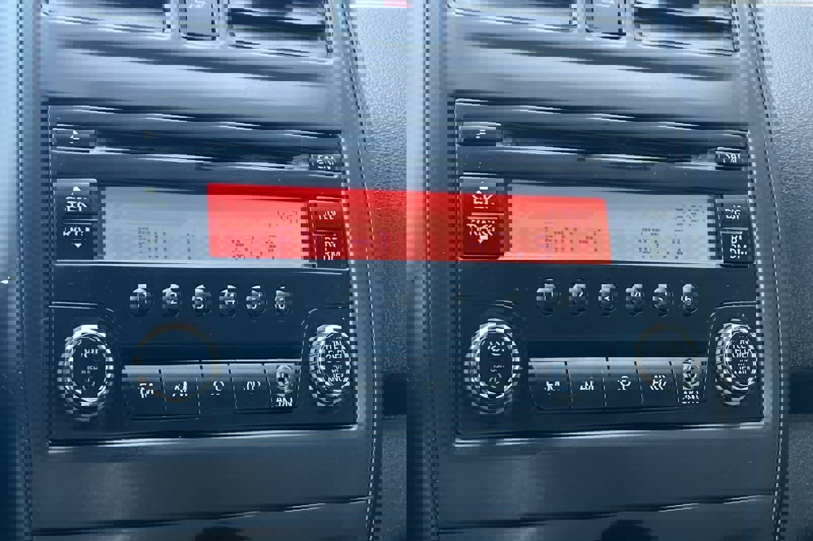 Used 2017 Nissan Versa S image 20