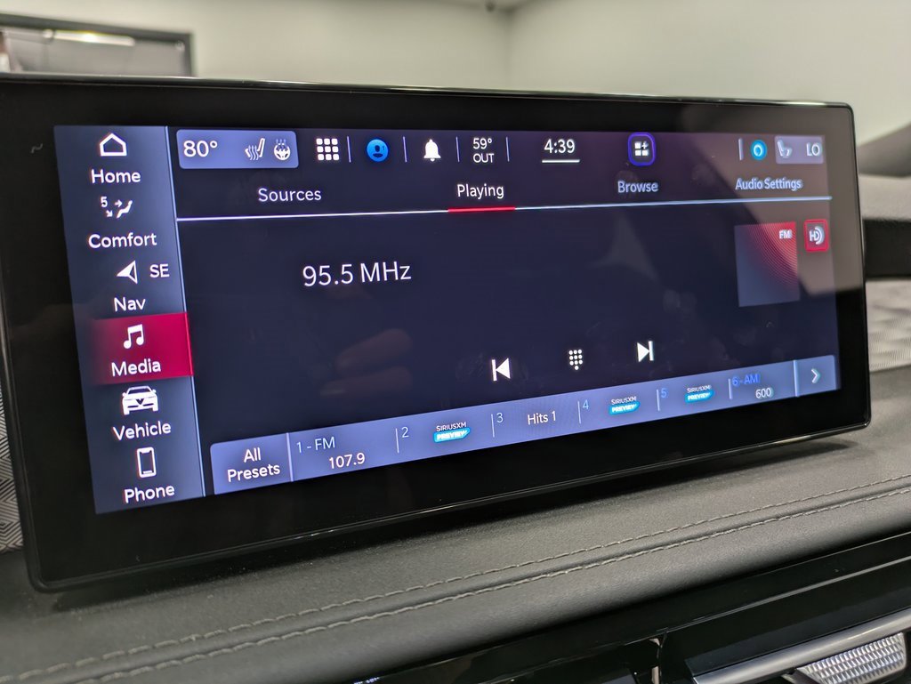 Used 2024 Alfa Romeo Tonale Ti w/ Premium Interior Package image 12