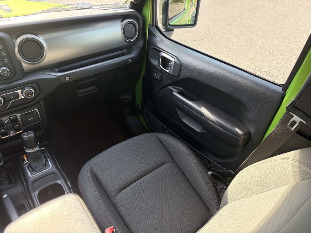 Used 2019 Jeep Wrangler Unlimited Sport S AWD/4WD image 15