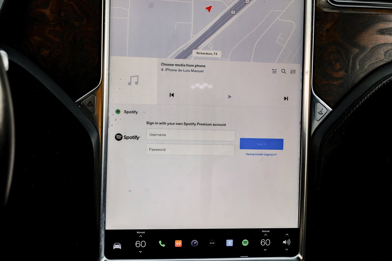 Used 2017 Tesla Model X 75D image 34