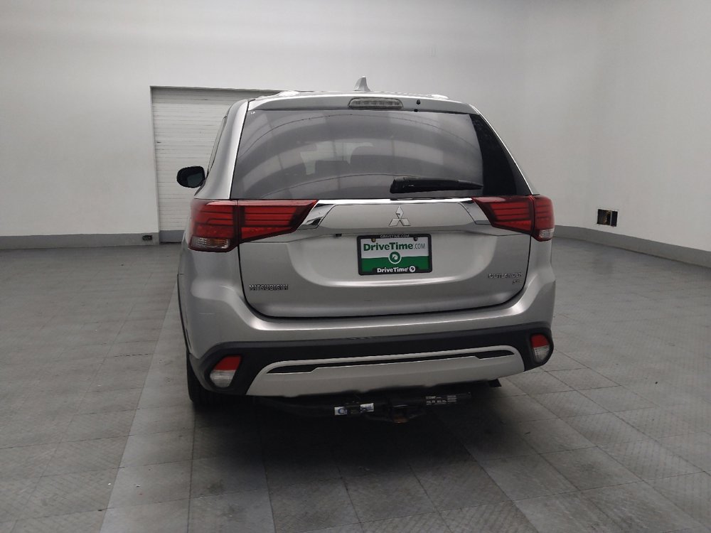 Used 2019 Mitsubishi Outlander SE image 6