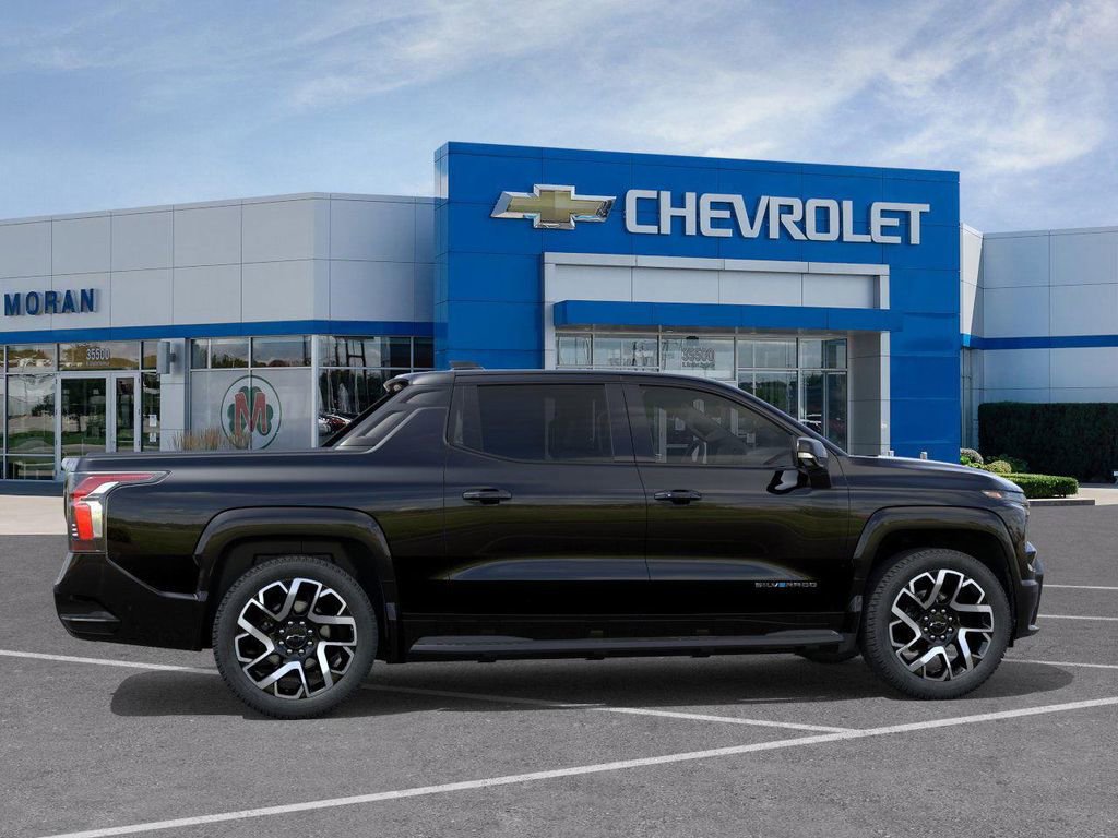 New 2025 Chevrolet Silverado EV RST image 5