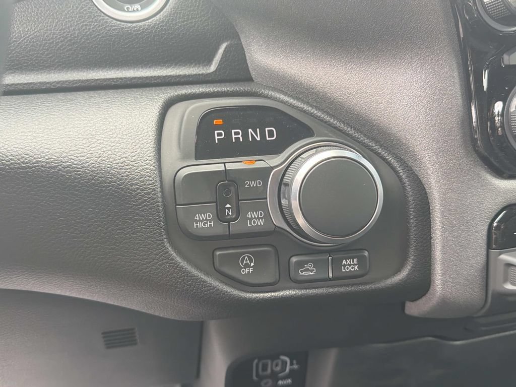 New 2026 RAM 1500 Warlock AWD/4WD image 5