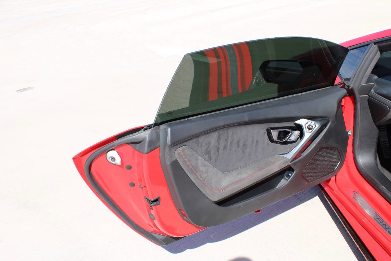 Used 2015 Lamborghini Huracan LP 610-4 image 11