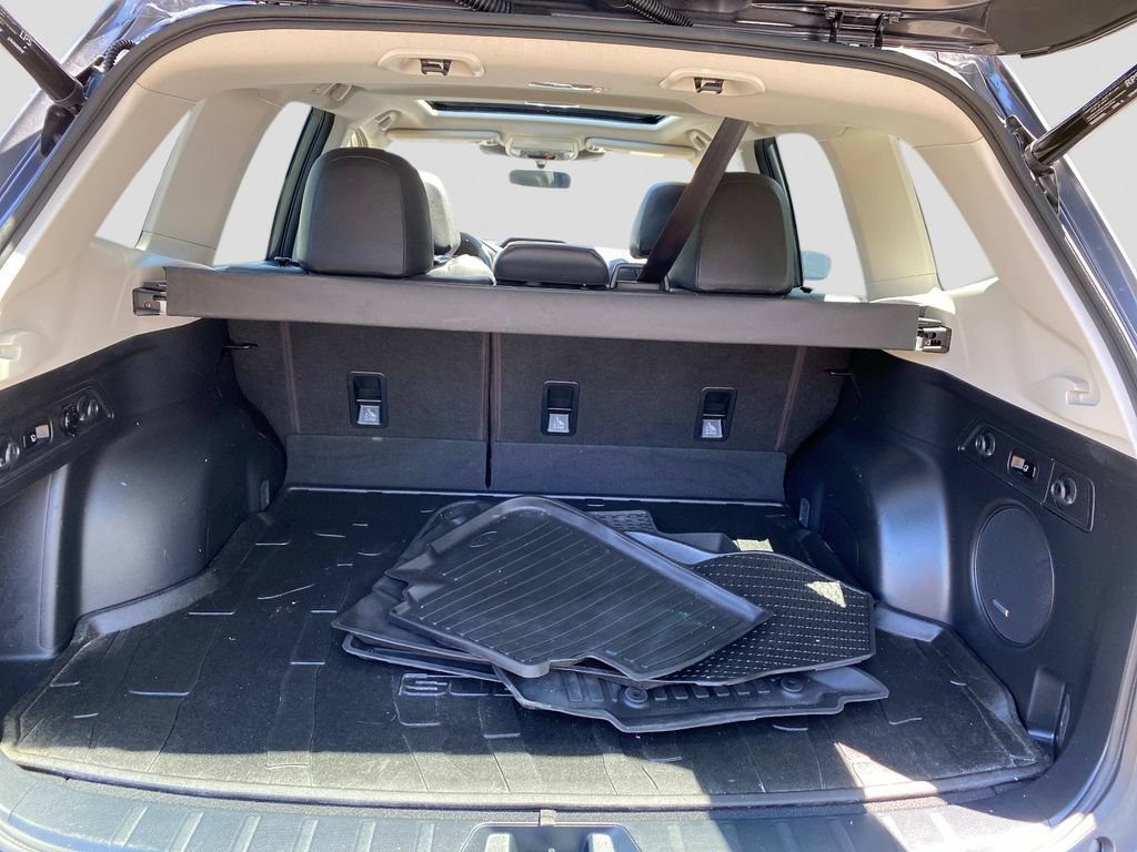 Certified 2023 Subaru Forester Limited AWD/4WD image 7