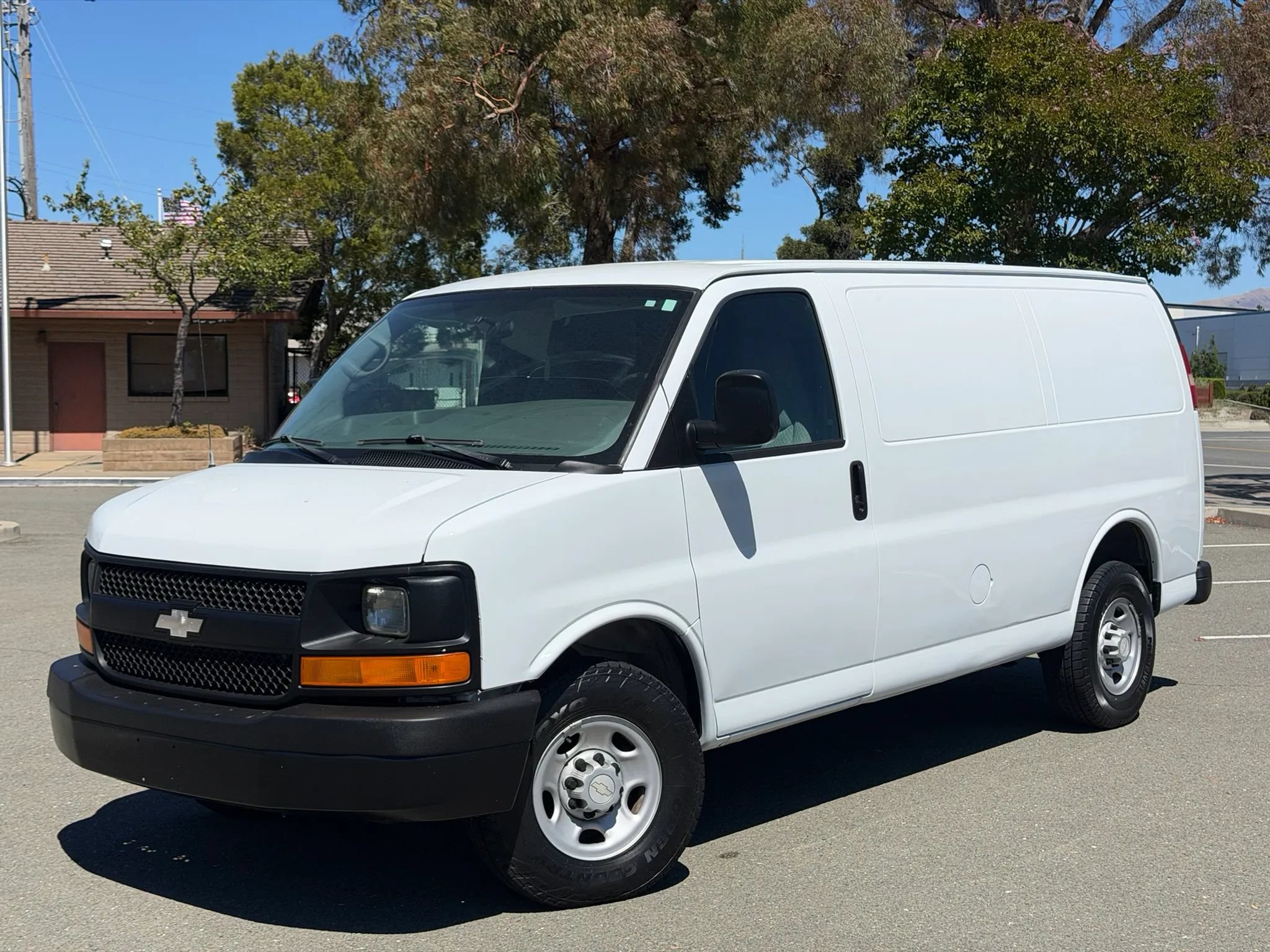 Used 2005 Chevrolet Express 2500