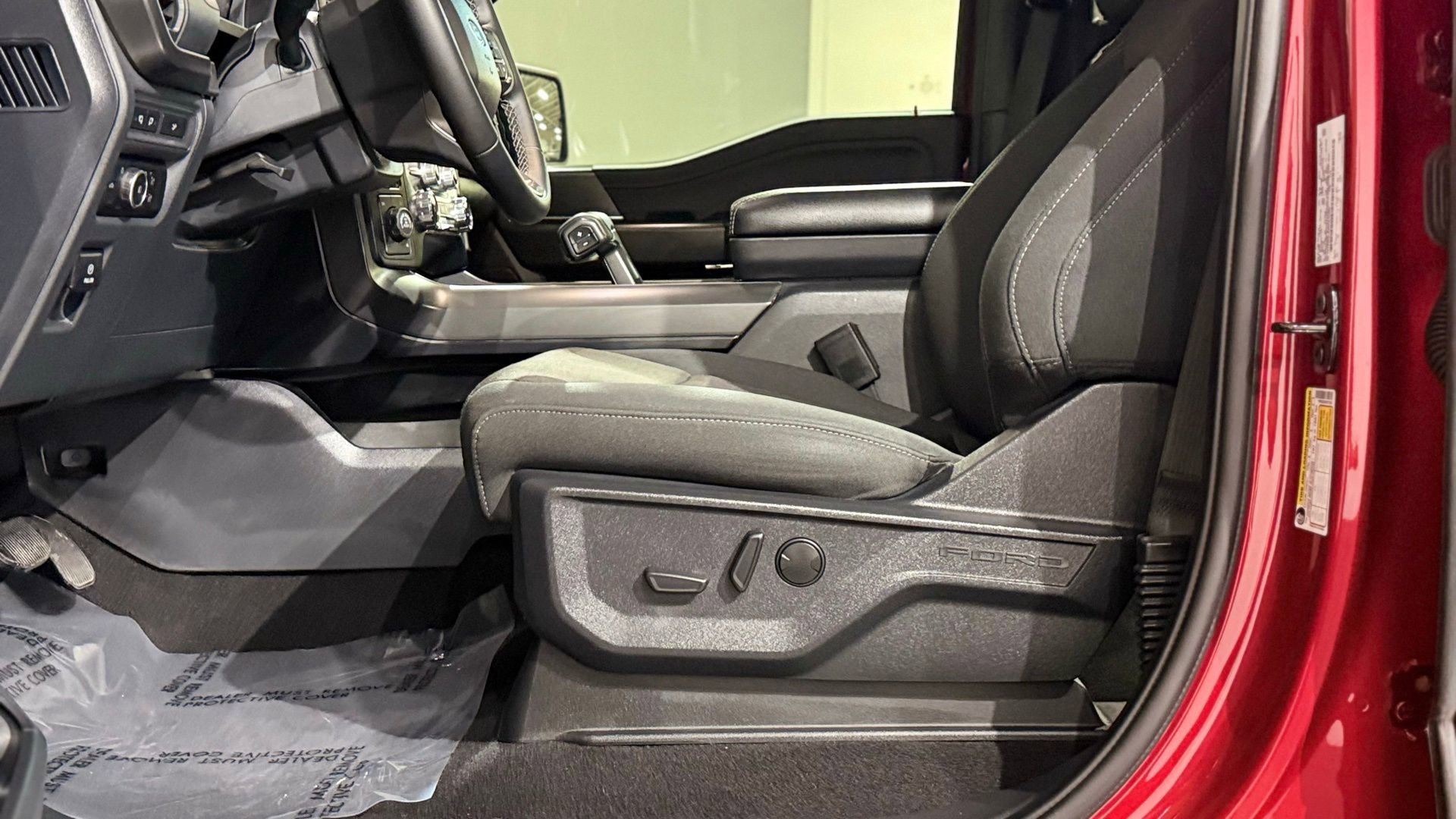 Used 2024 Ford F150 XLT w/ Equipment Group 302A MID image 41