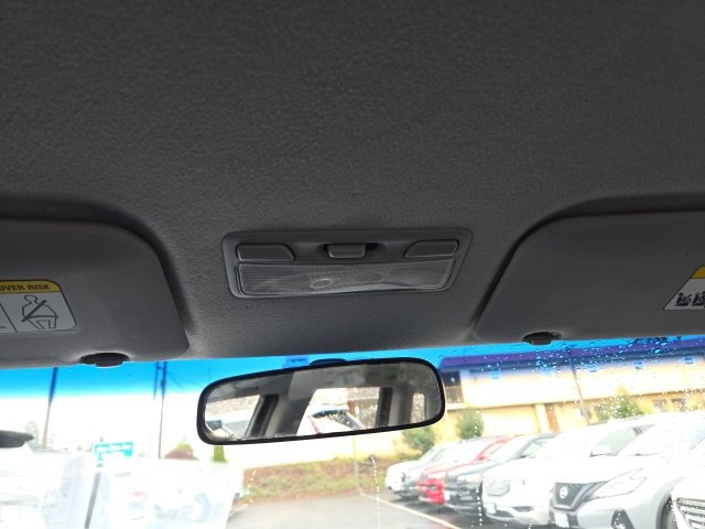 Used 2006 Mitsubishi Outlander LS image 18