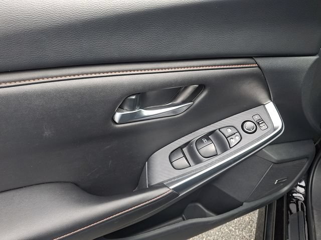 Used 2024 Nissan Sentra SR w/ SR Premium Package FWD image 12