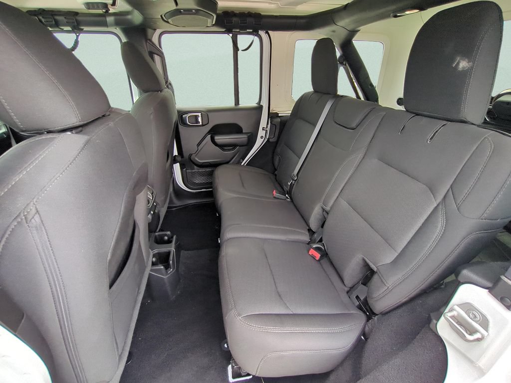 Used 2021 Jeep Wrangler Unlimited Sport AWD/4WD image 11