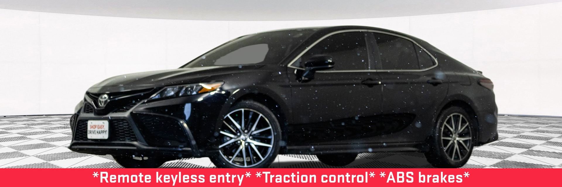 Used 2021 Toyota Camry SE image 2