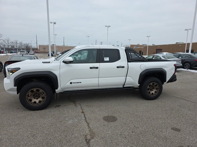 New 2025 Toyota Tacoma Trailhunter image 4