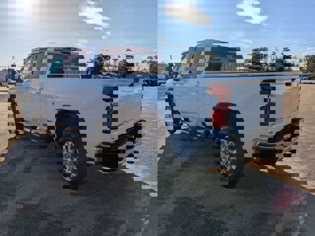 Used 2023 Chevrolet Silverado 2500 LT w/ Convenience Package image 6