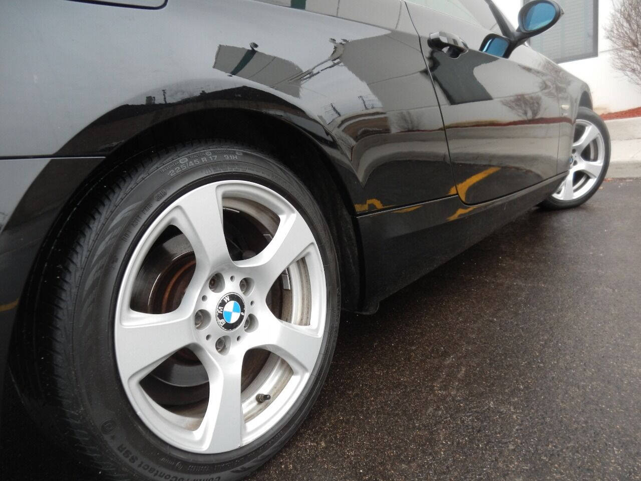 Used 2009 BMW 328i xDrive Coupe AWD/4WD image 17
