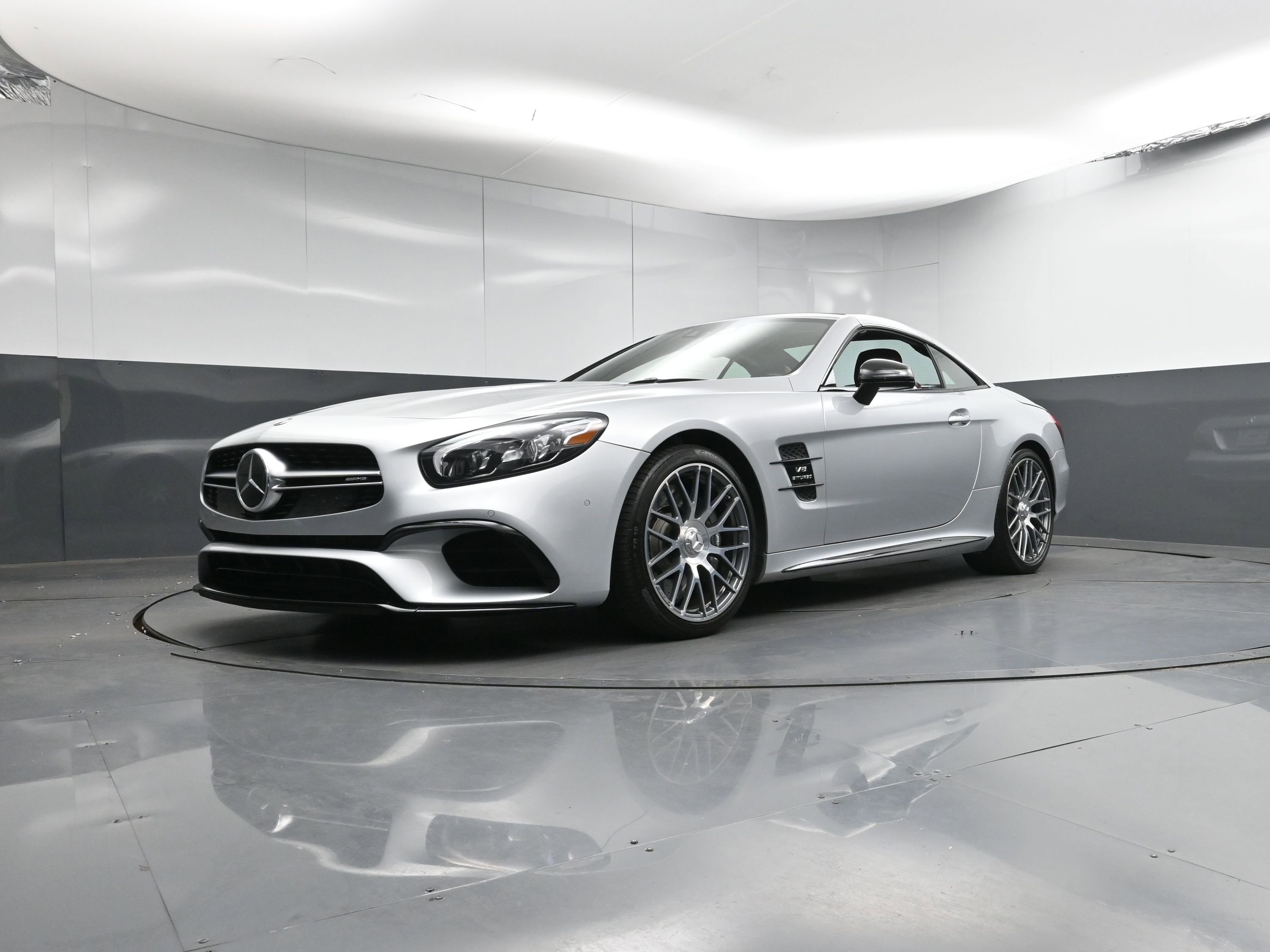 Used 2019 Mercedes-Benz SL 63 AMG image 33