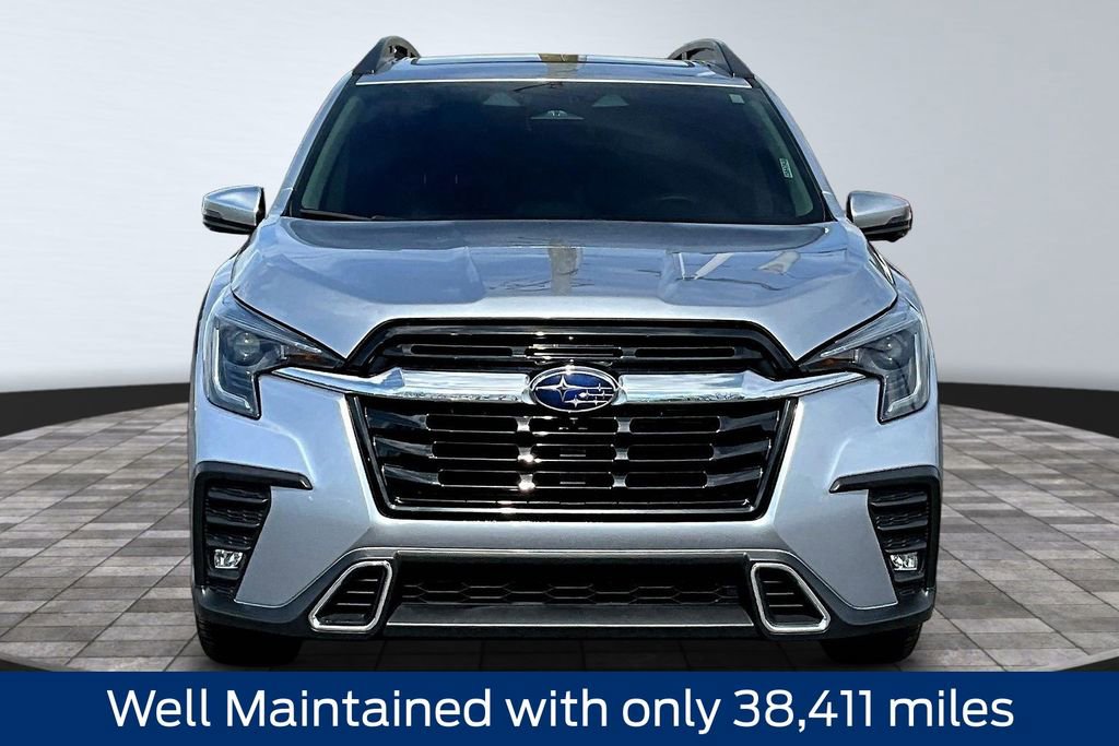 Used 2023 Subaru Ascent Touring AWD/4WD image 2