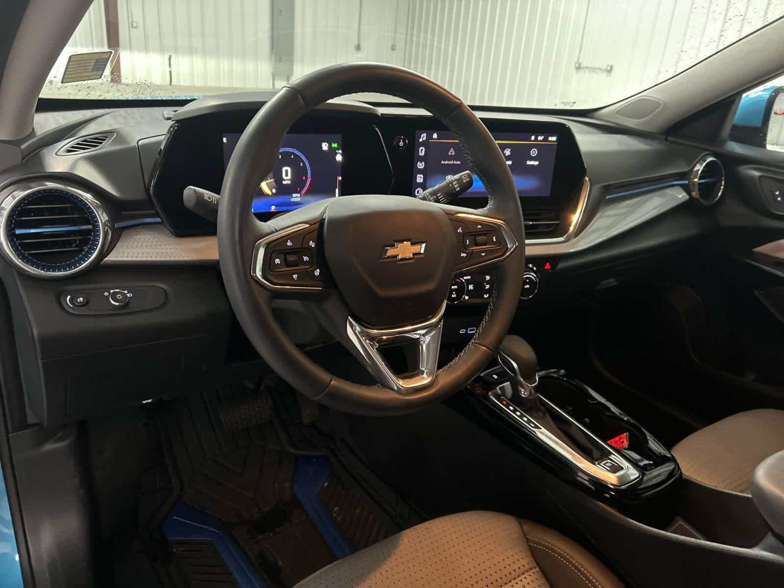 Used 2025 Chevrolet Trax LT w/ Driver Confidence Package image 20