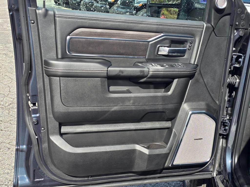 New 2026 RAM 3500 Laramie AWD/4WD image 35