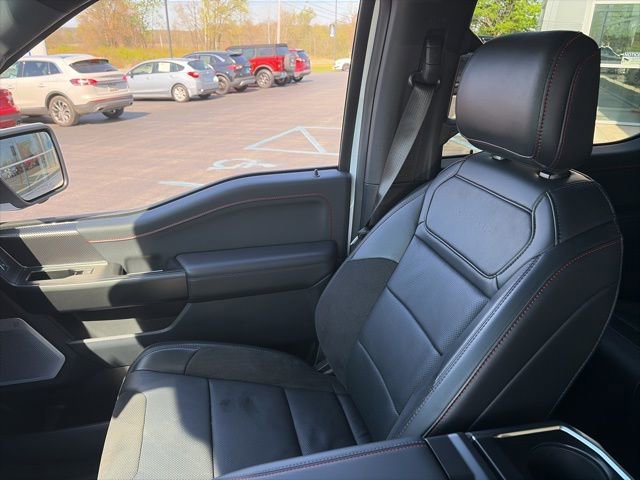 Used 2025 Ford F150 Raptor AWD/4WD image 11
