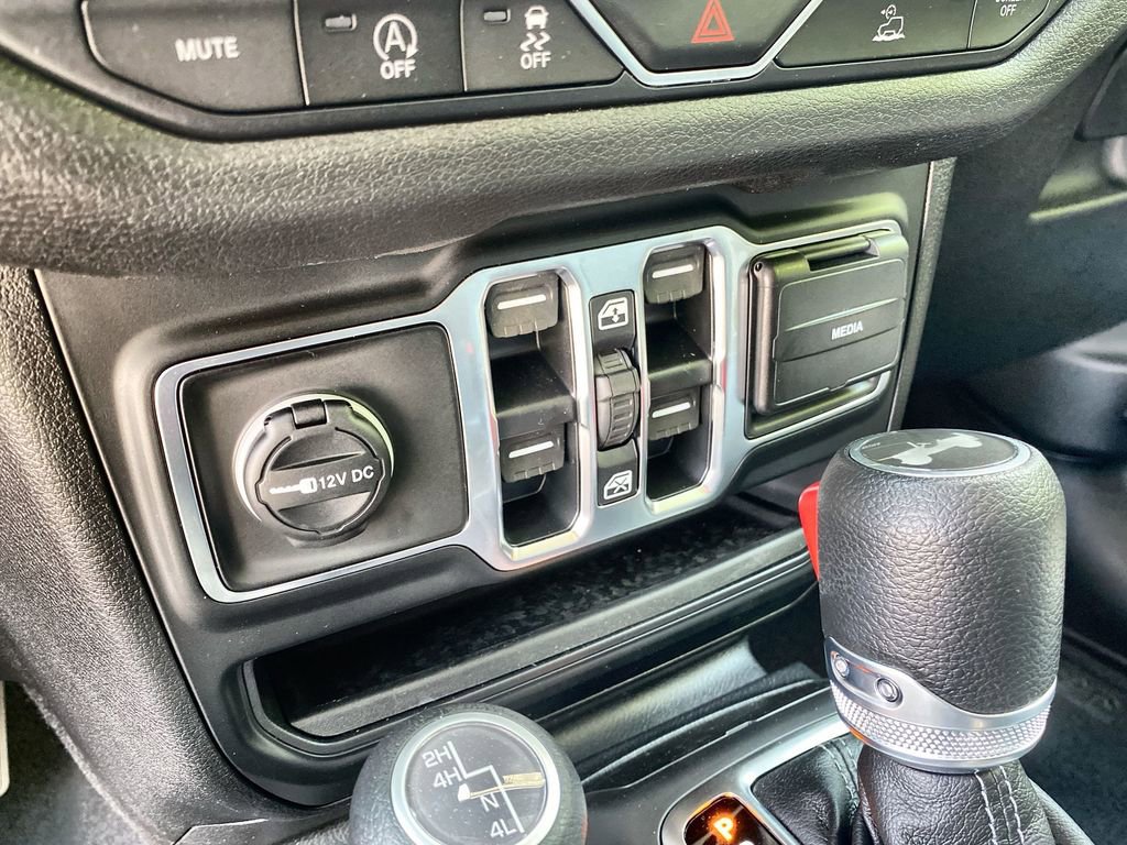 New 2025 Jeep Wrangler Sport S image 13