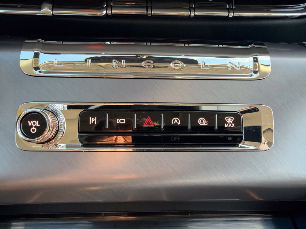 New 2027 Lincoln Aviator AWD image 26