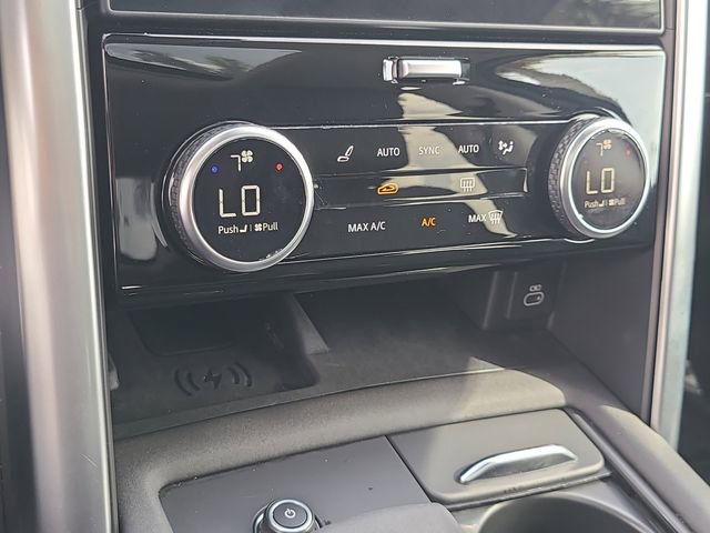 Used 2024 Land Rover Discovery S AWD/4WD image 39