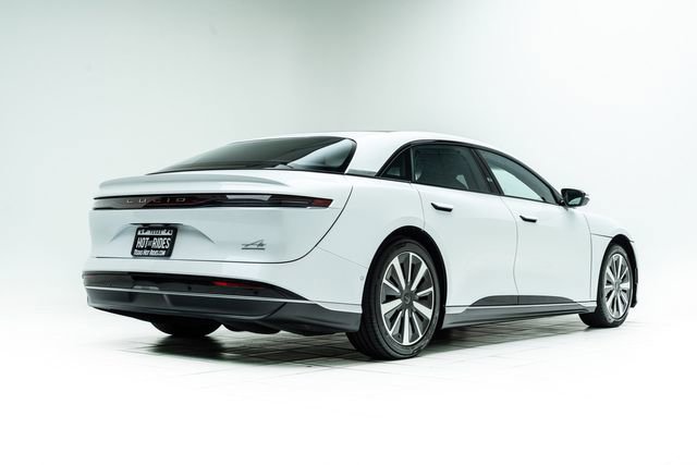 Used 2022 Lucid Air Grand Touring image 12