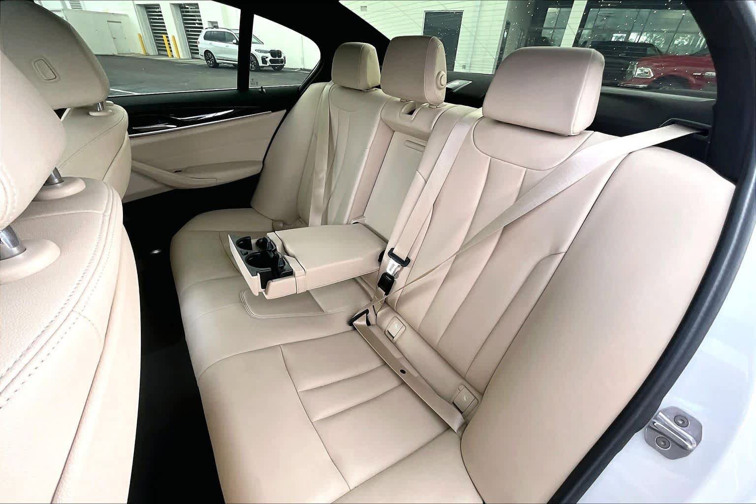 Used 2019 BMW 530i w/ Convenience Package RWD image 22