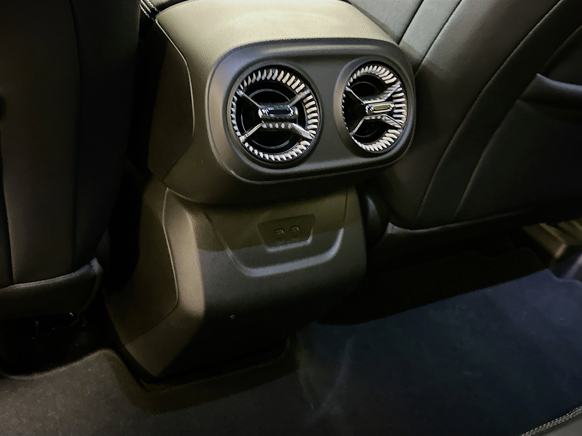 Used 2024 Chevrolet Blazer EV LT AWD/4WD image 28