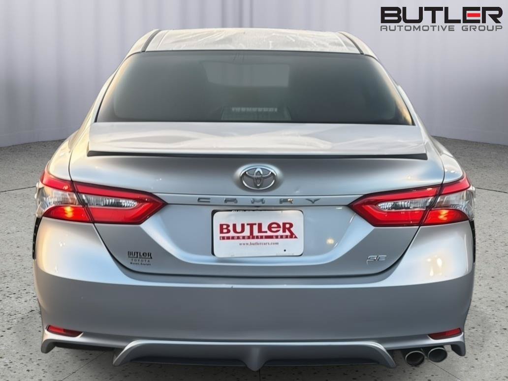 Used 2018 Toyota Camry SE w/ Convenience Package FWD image 5