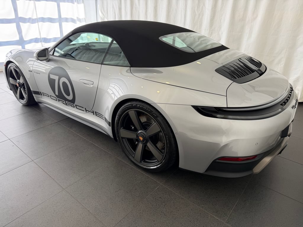 New 2026 Porsche 911 GTS RWD image 3