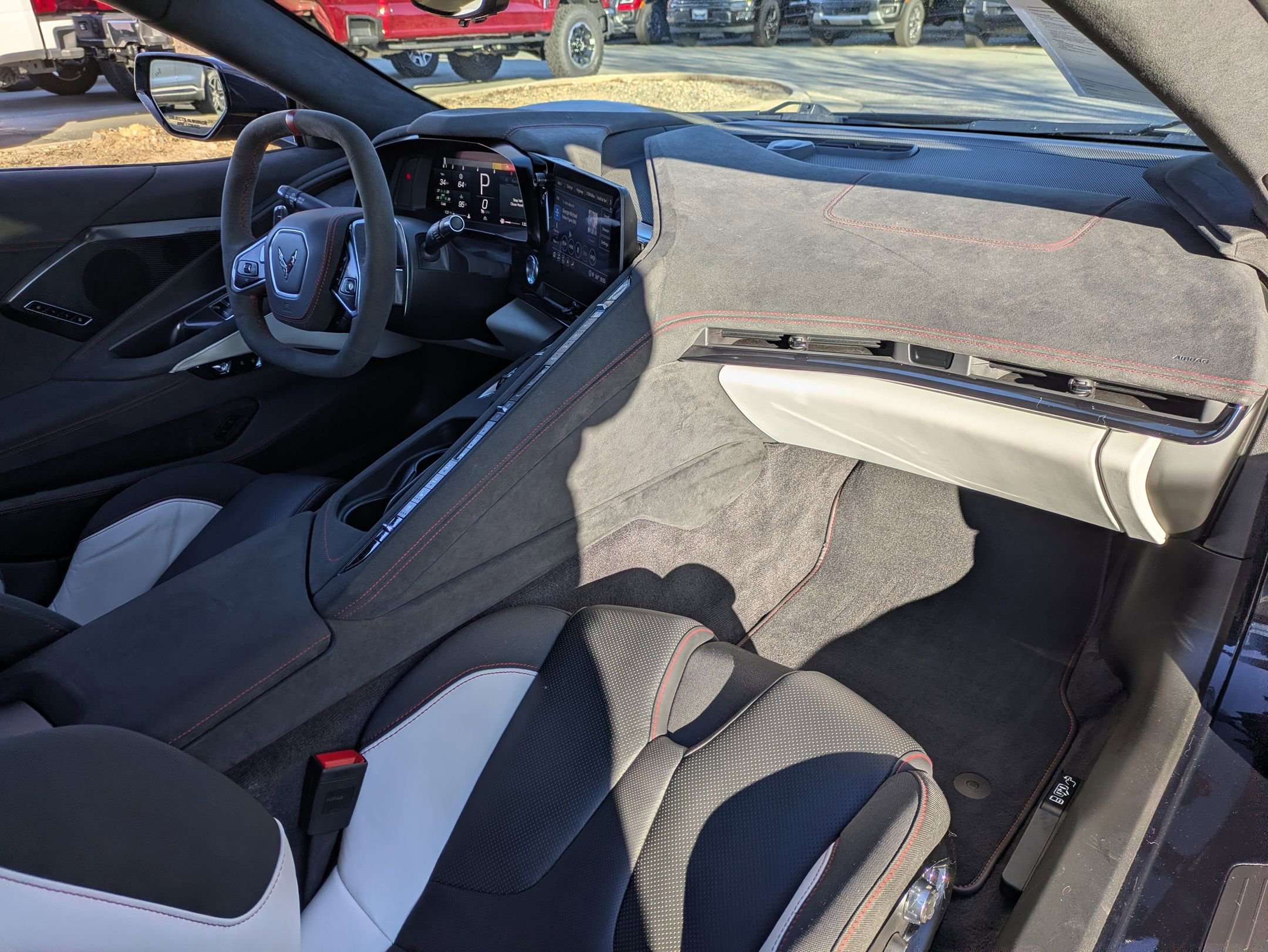 Used 2023 Chevrolet Corvette Stingray Premium Conv w/ Z51 Performance Package image 31