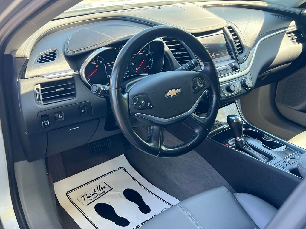 Used 2018 Chevrolet Impala LT w/ LT Convenience Package FWD image 11