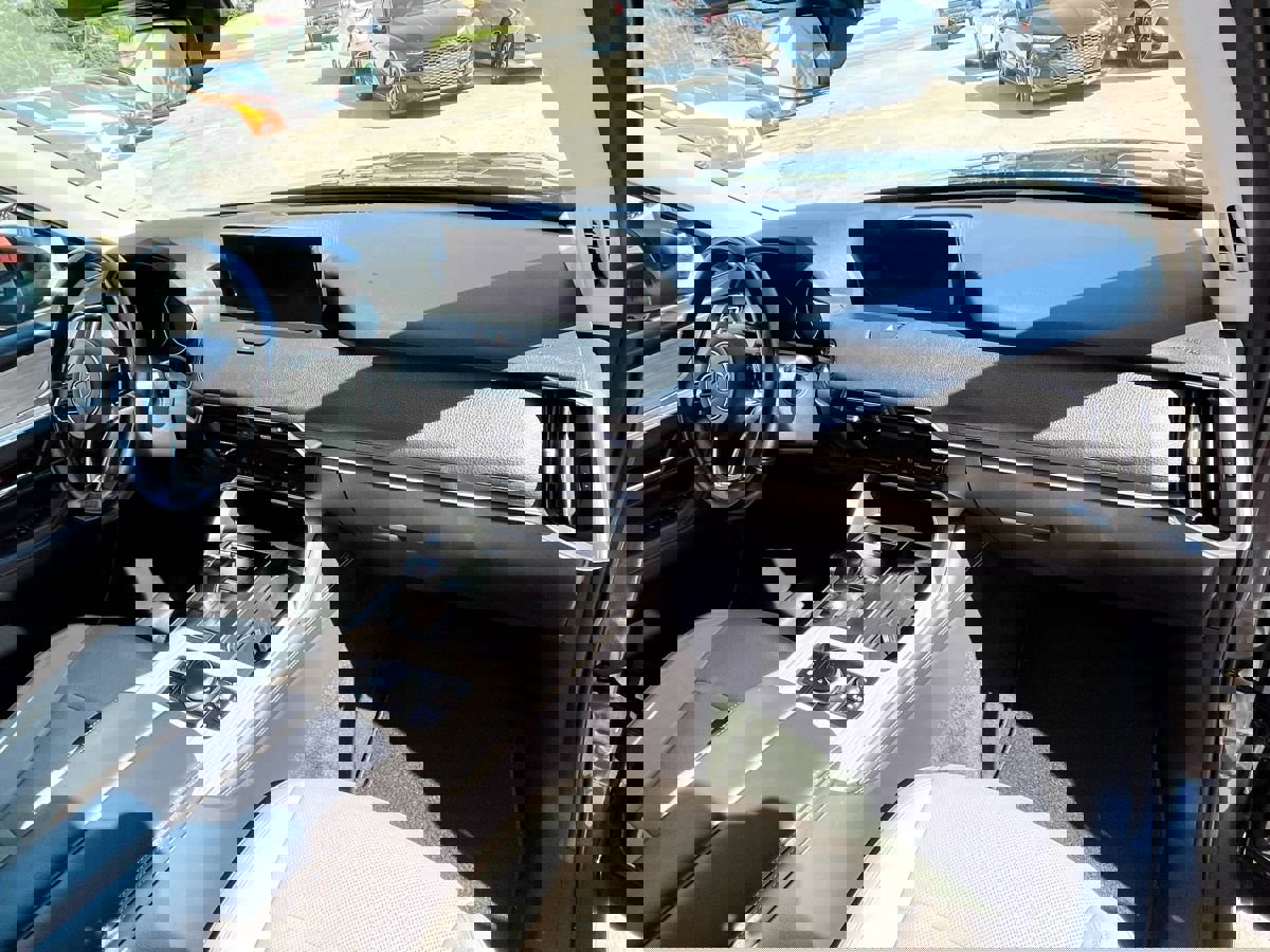 Used 2024 MAZDA CX-90 3.3 Turbo w/ Preferred Plus image 9