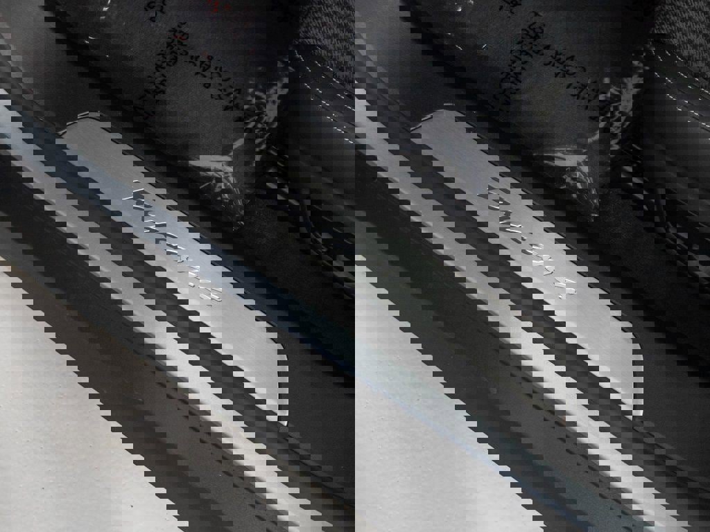 New 2026 Porsche Taycan image 17