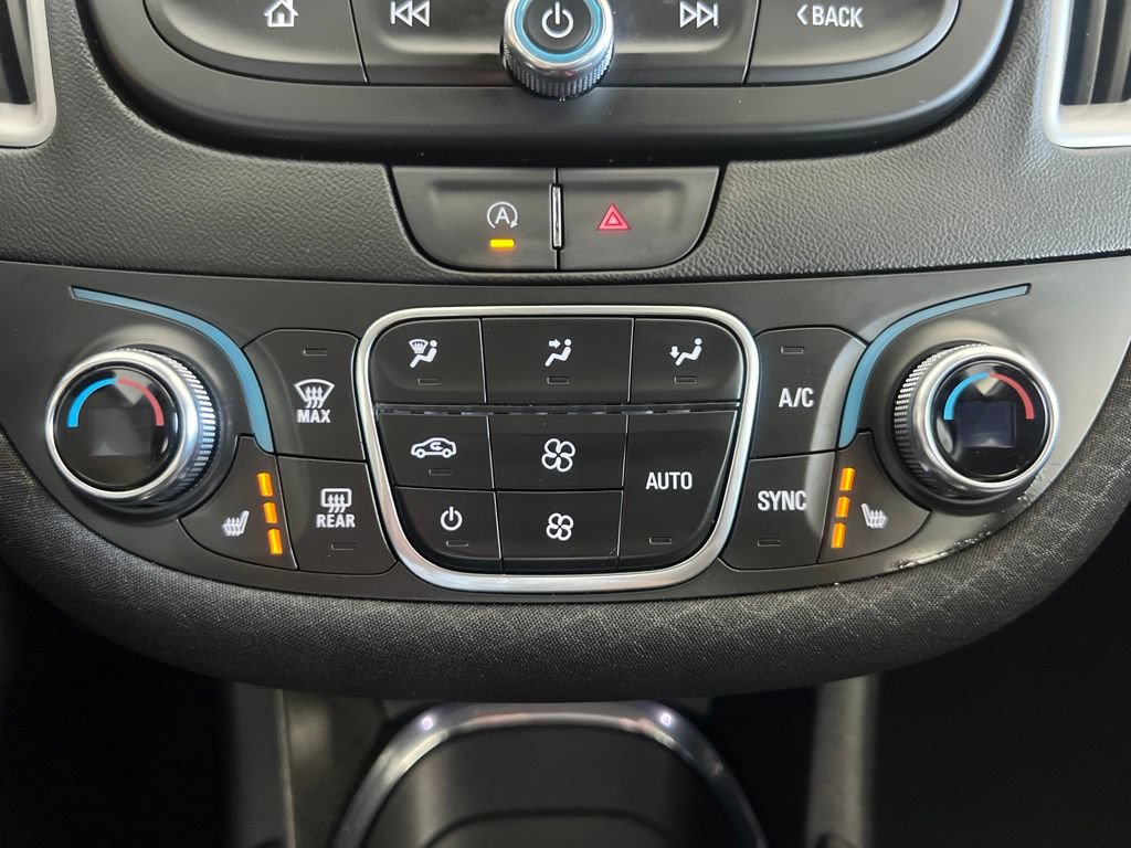 Used 2023 Chevrolet Malibu LT FWD image 56