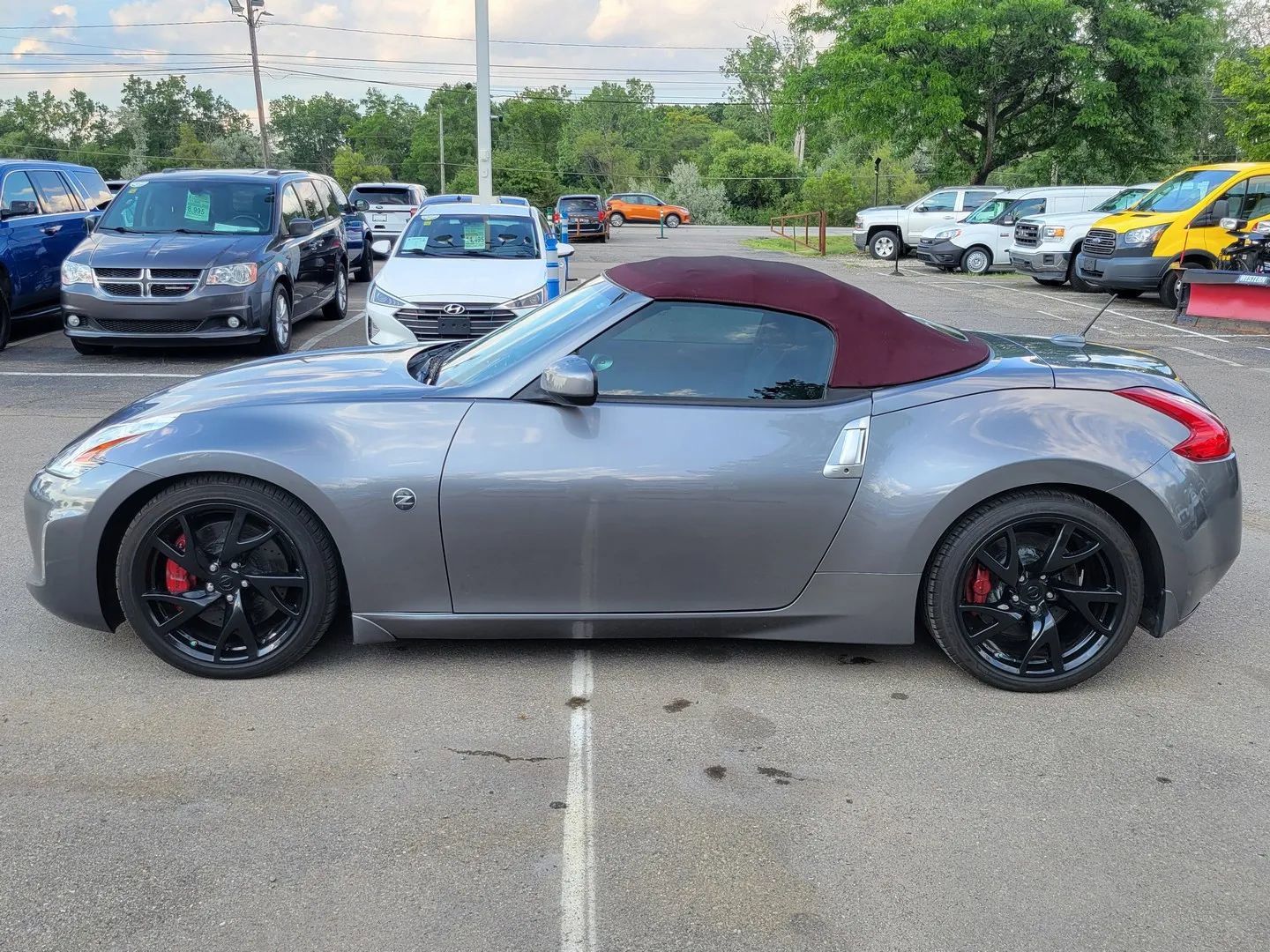 Used 2015 Nissan 370Z Touring Sport image 11
